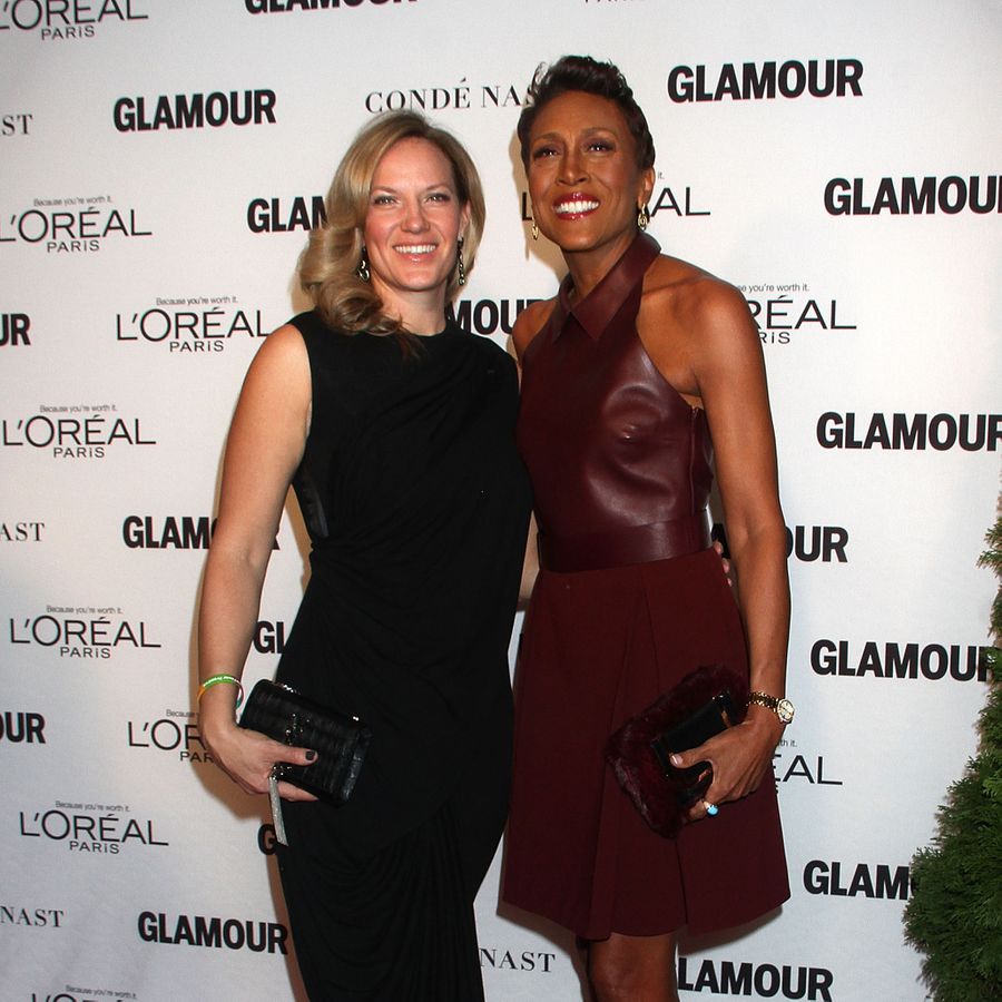 Robin Roberts and Amber Laign posing on the red carpet at Glamour Women of the Year Awards